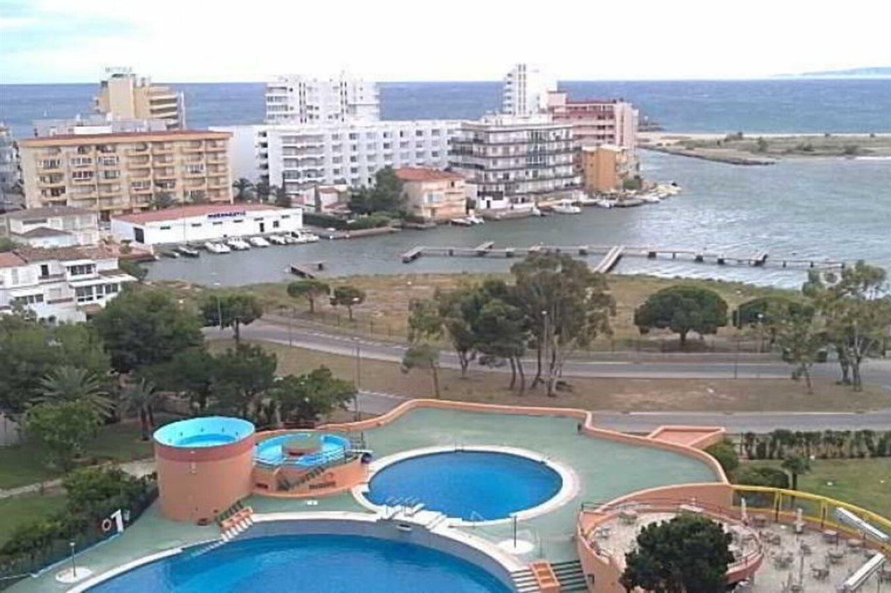 Isla De Rosas Roses Exterior foto